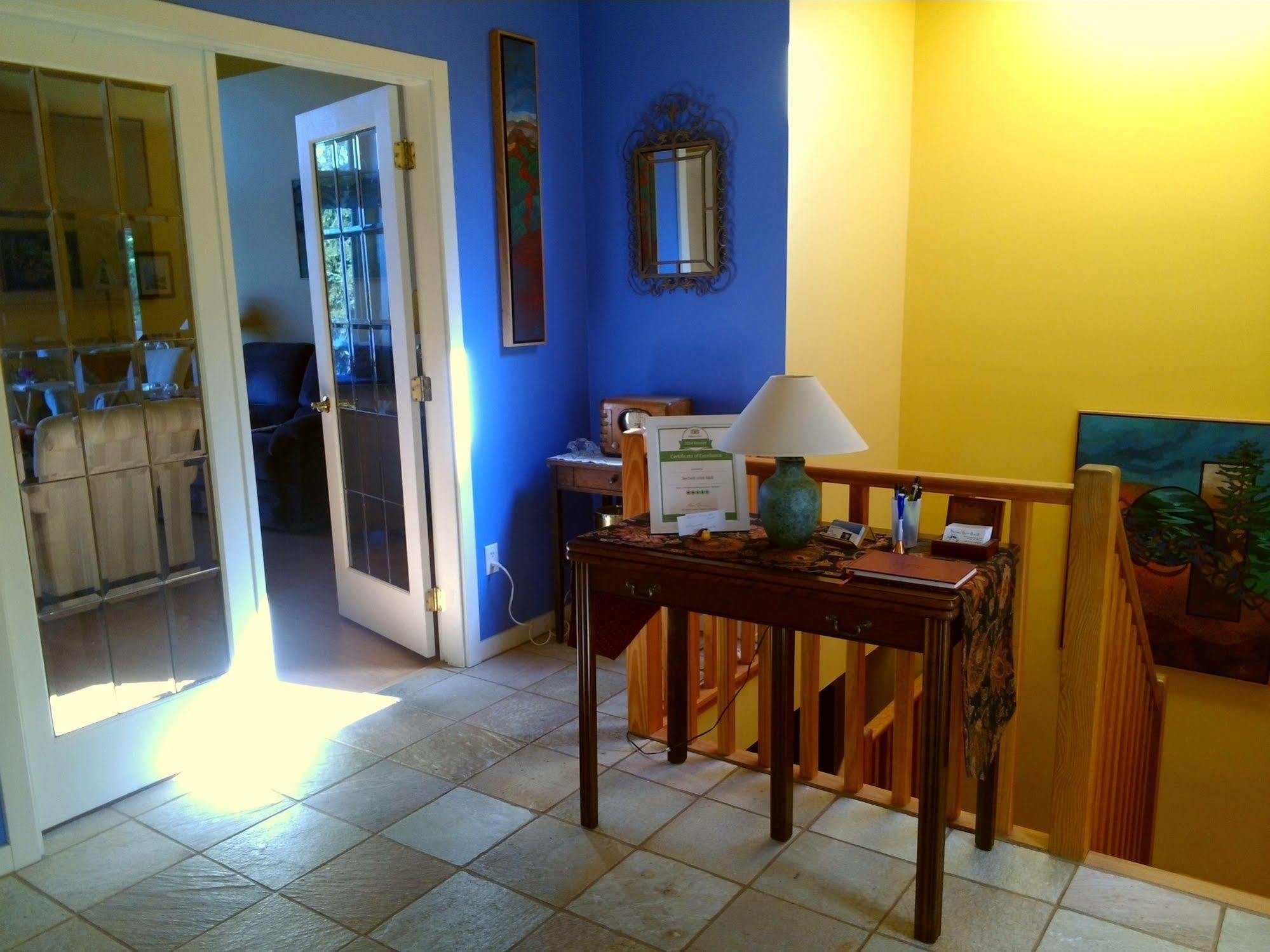 Sechelt Inlet B&B Dış mekan fotoğraf